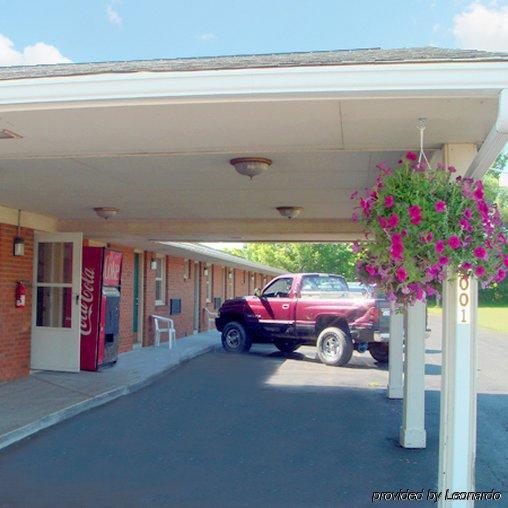 Budget Inn - Farmington Buitenkant foto